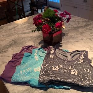 Athleta Seamless Stride Meryl Skinlife Tank set of 3 Size Small/Medium